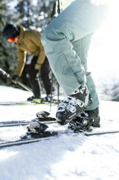 WEDZE 500 Ski Boot - Women -Winter Sports Gear 500 ski boot women 11