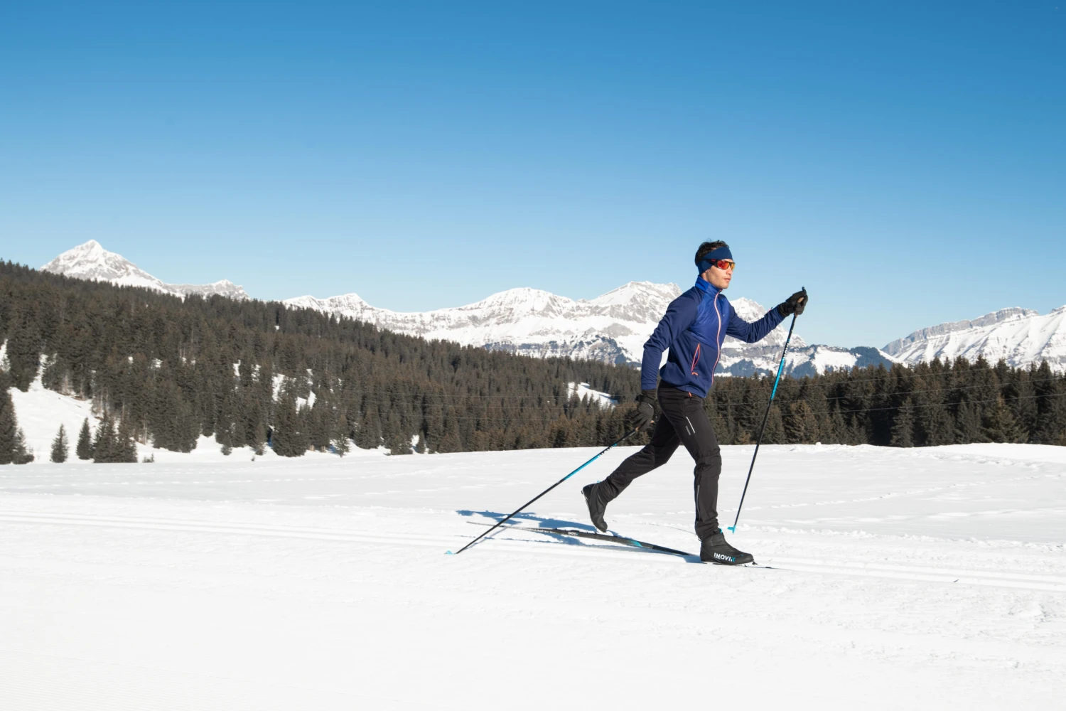 Cross-Country Skis With Xcelerator Bindings - XC S 550 Skins Medium Camber 10 Cross-Country Skis With Xcelerator Bindings - XC S 550 Skins Medium Camber - Image 8