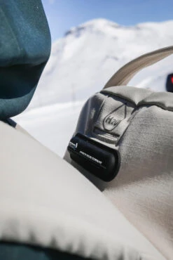 WEDZE Freeride Ski Backpack - FR 100 Beige -Winter Sports Gear freeride ski backpack with laptop pocket fr 23 l beige 18