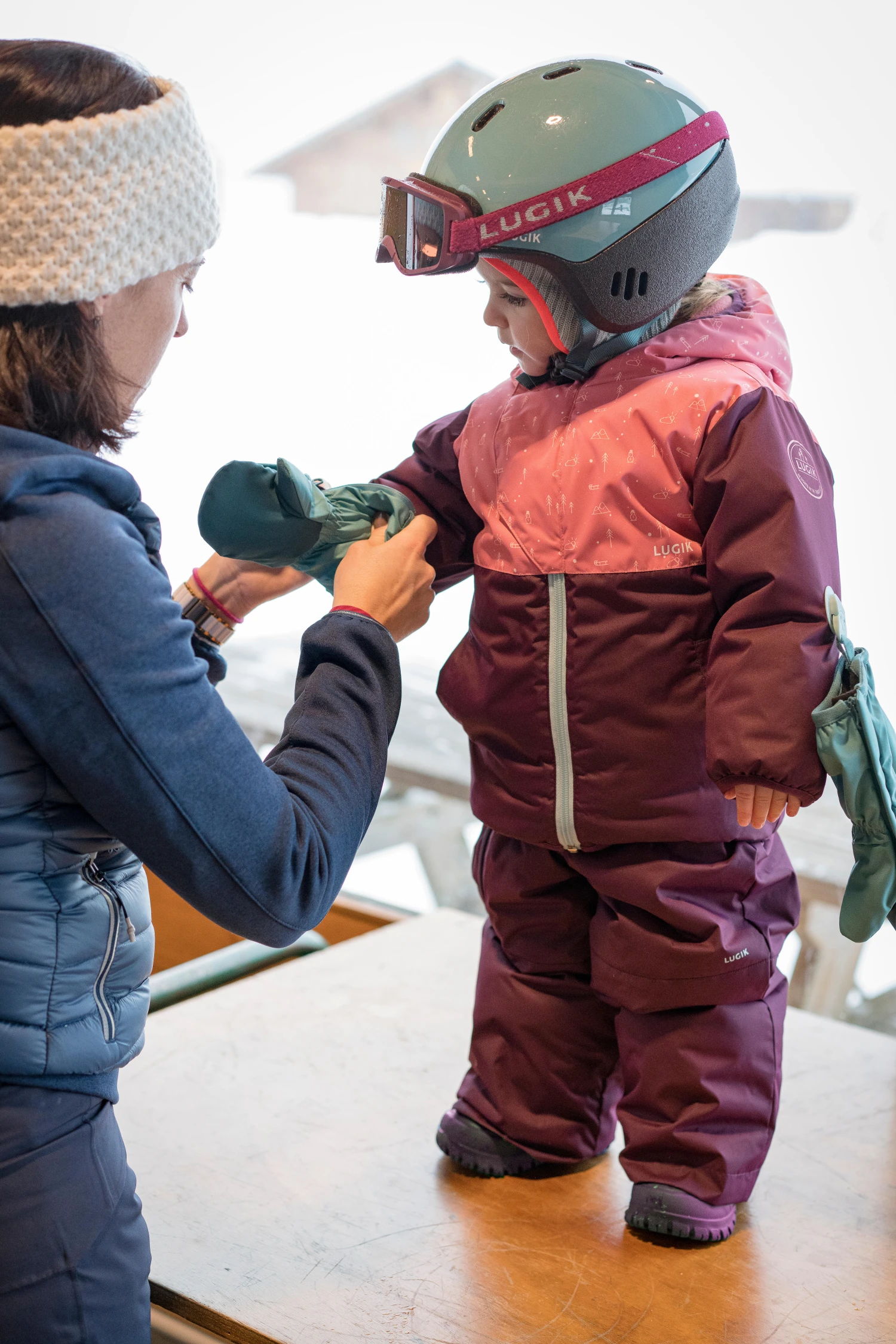 WEDZE Kids' Ski Mittens - Blue 15 WEDZE Kids' Ski Mittens - Blue - Image 13