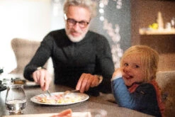 WEDZE Kids' Ski Fleece Jacket - Midwarm Pink -Winter Sports Gear kids ski sled fleece jacket midwarm pink 10