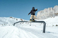 Men’s Snowboard Jacket - SNB 500 Black/Khaki -Winter Sports Gear mens snowboard jacket snb500 black khaki 17