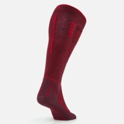 WEDZE Ski And Snowboard Socks - 900 NR Burgundy -Winter Sports Gear ski and snowboard socks 900nr burgundy 2