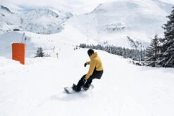 Men's Built-In Foam Pad Snowboard Pants - SNB 100 Black -Winter Sports Gear snb 100 snowboard pants men 12