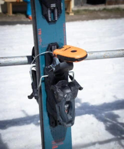 Snowboard And Ski Lock -Winter Sports Gear snowboard and ski lock 4