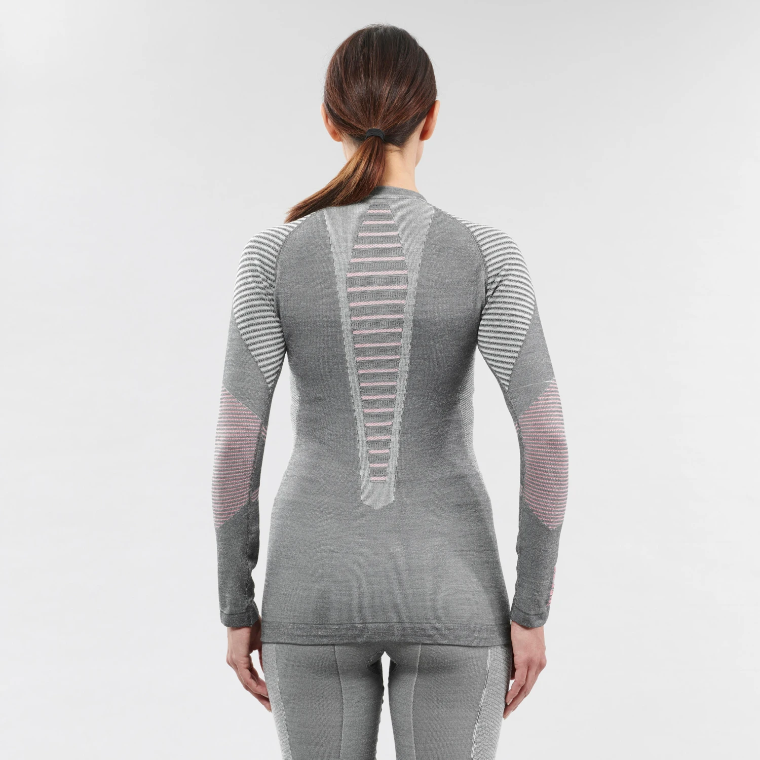 WEDZE Women’s Ski Base Layer Top - BL 900 Grey 6 WEDZE Women’s Ski Base Layer Top - BL 900 Grey - Image 4