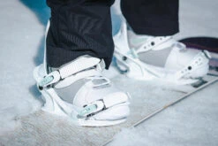 Women’s Snowboard Bindings - SNB 100 White -Winter Sports Gear womens snowboard bindings snb 100 white 12
